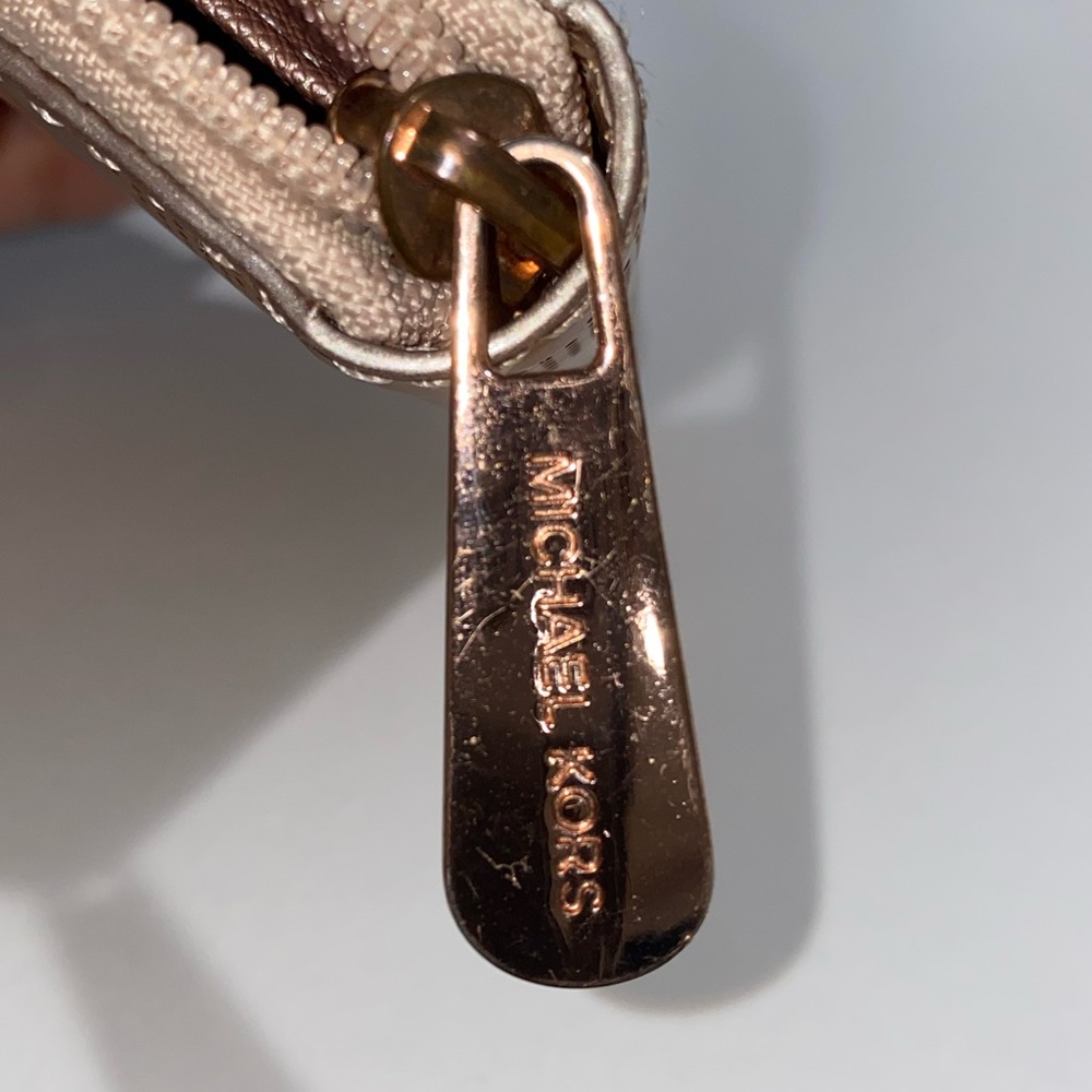 Michael Kors Rose Gold Small Wallet - Picture 5 of 6